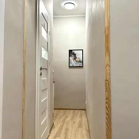 Проживание в семье Mmrent Merci *